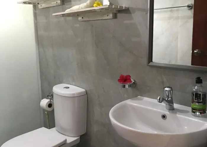 Lägenhet Royale Self Catering *